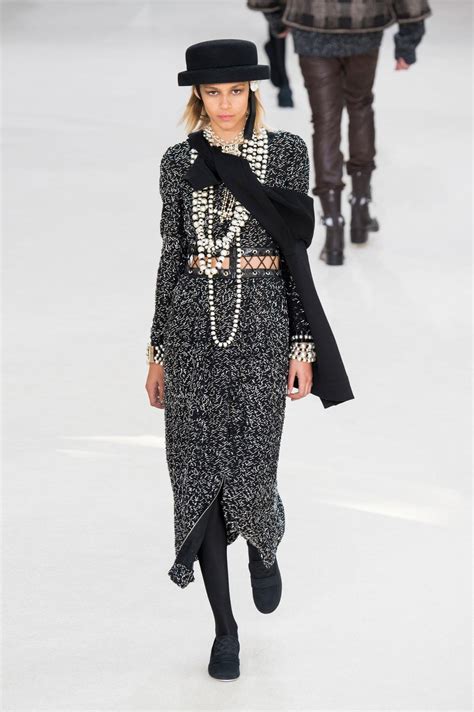 chanel 2016-2017 collection defilee|Chanel fall 2016.